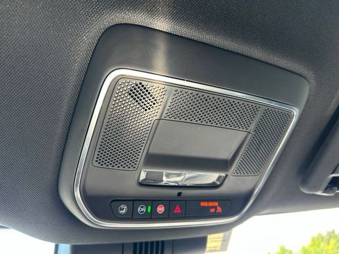 Used 2025 GMC Sierra EV Denali AWD/4WD image 59
