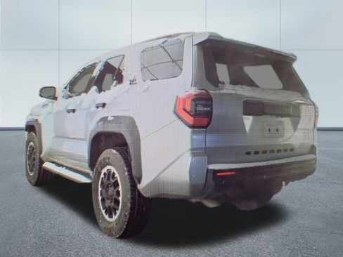 Used 2025 Toyota 4Runner TRD Off-Road image 5