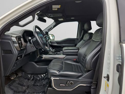 Used 2023 Ford F150 Platinum image 10