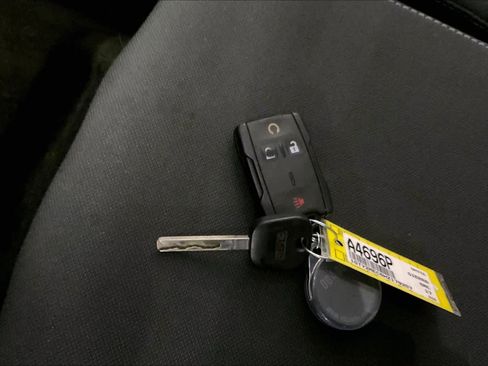 Used 2017 GMC Sierra 1500 SLE w/ SLE Value Package image 13