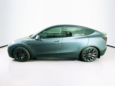 Used 2023 Tesla Model Y Performance AWD/4WD image 4