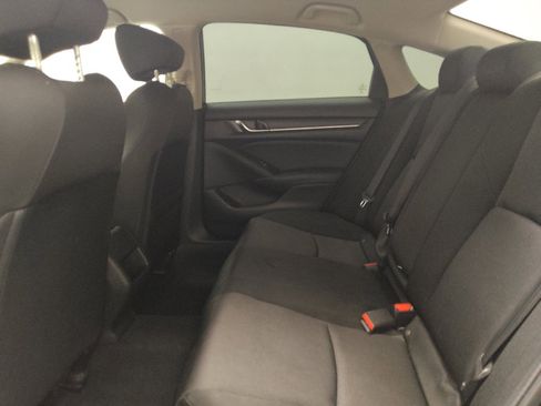 Used 2018 Honda Accord LX image 18