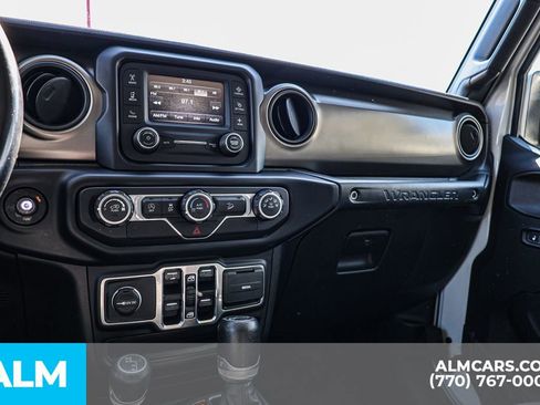 Used 2019 Jeep Wrangler Unlimited Sport S image 38