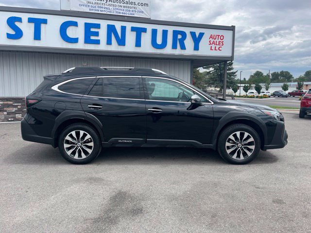 Used 2023 Subaru Outback Touring XT AWD/4WD image 15