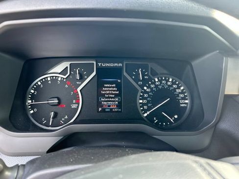 Used 2025 Toyota Tundra SR5 w/ SR5 Premium Package AWD/4WD image 15