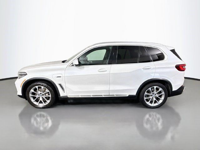 Used 2022 BMW X5 xDrive45e AWD/4WD image 6