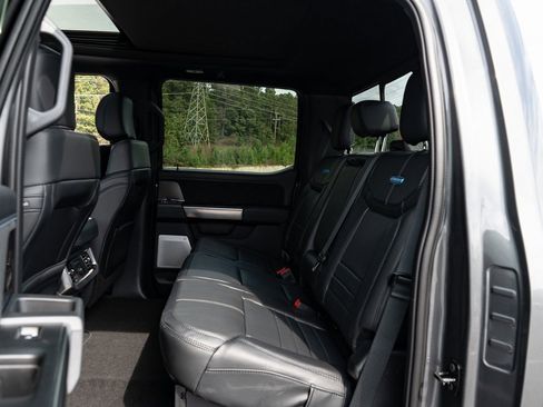 New 2026 Ford F250 Platinum w/ FX4 Off-Road Package AWD/4WD image 30