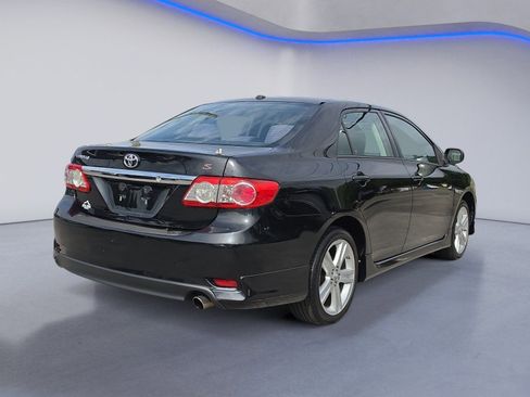 Used 2013 Toyota Corolla S w/ Premium Pkg FWD image 6