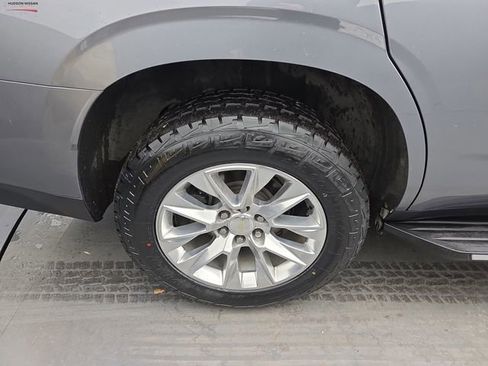 Used 2021 Chevrolet Tahoe Premier w/ Premium Package image 20