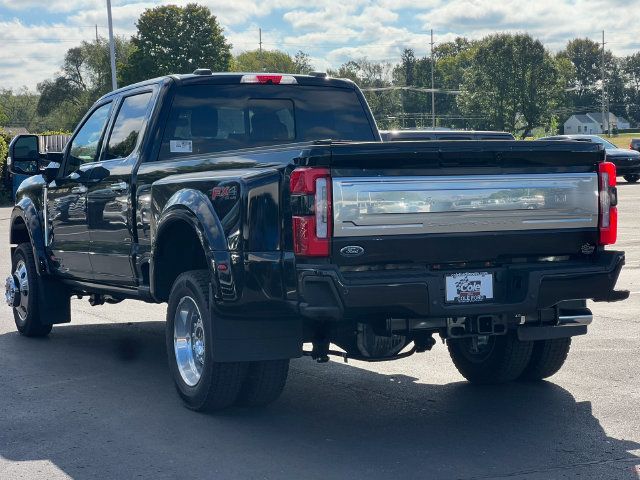 New 2026 Ford F450 Platinum w/ Platinum Plus Package AWD/4WD image 16
