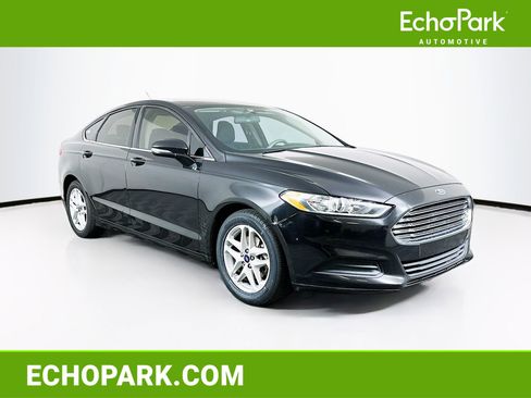 Used 2014 Ford Fusion SE image 1