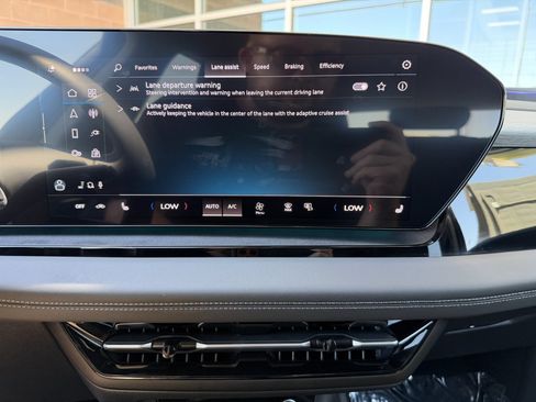 Used 2025 Audi Q6 e-tron Premium Plus w/ Premium Plus RWD image 23
