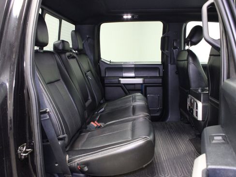 Used 2020 Ford F150 Lariat w/ Equipment Group 502A Luxury AWD/4WD image 16
