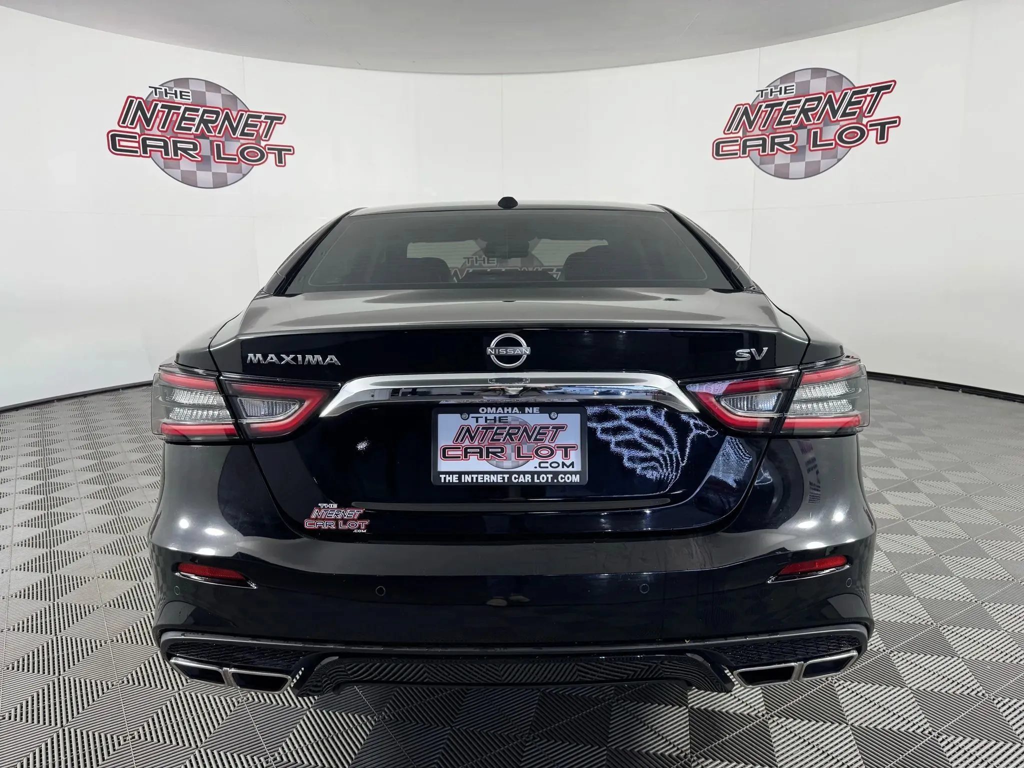Used 2023 Nissan Maxima SV w/ Floor Mat Group FWD image 6