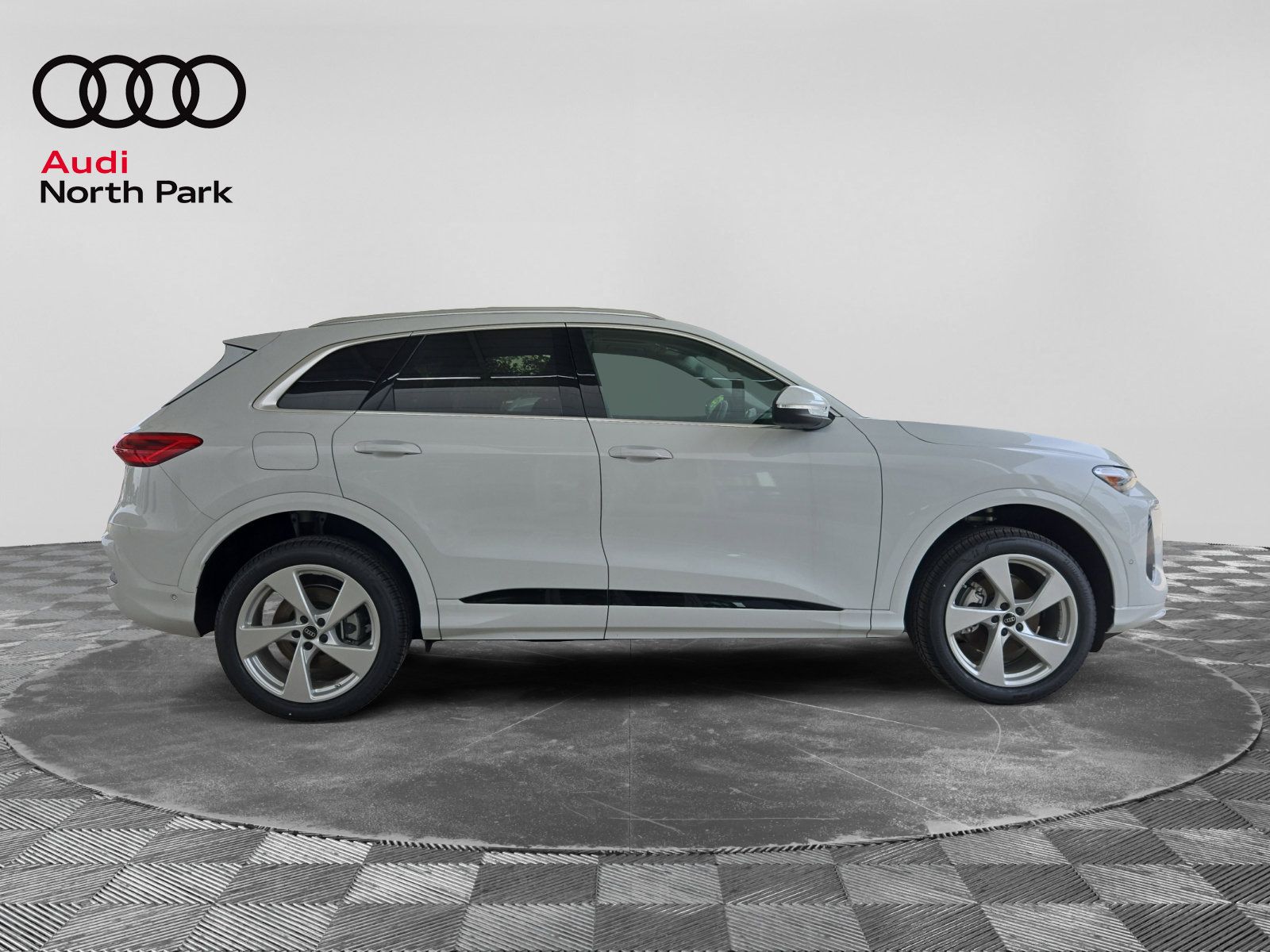 New 2026 Audi Q5 Premium AWD/4WD image 6