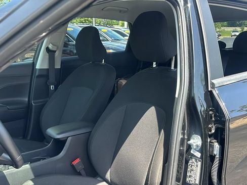 Used 2025 Hyundai Kona SEL AWD/4WD image 10