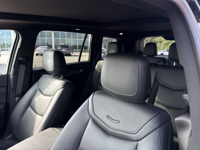 Used 2024 Cadillac XT6 Luxury FWD image 13