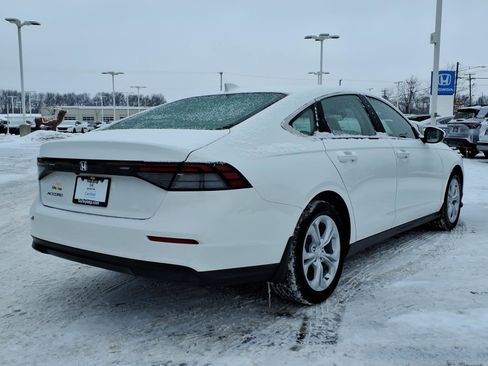 Certified 2024 Honda Accord LX image 11