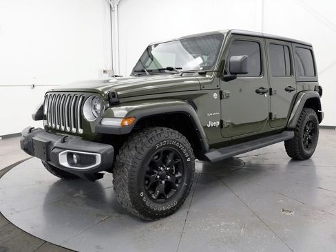 Used 2021 Jeep Wrangler Unlimited Sahara w/ LED Lighting Group AWD/4WD image 3