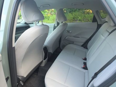 Used 2024 Hyundai Kona SEL w/ Convenience Package AWD/4WD image 18