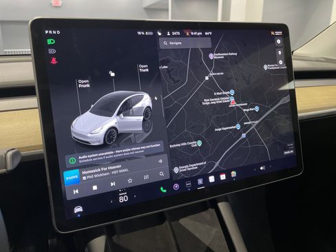 Used 2023 Tesla Model Y AWD image 28