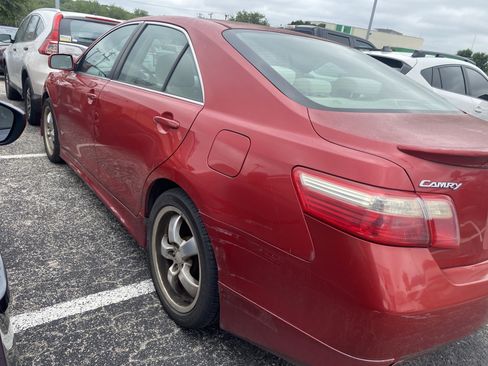 Used 2009 Toyota Camry LE FWD image 4