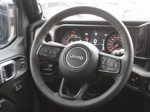 Used 2024 Jeep Wrangler Sport S image 21