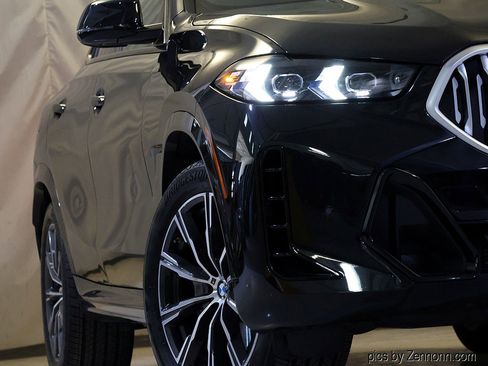 Certified 2025 BMW X6 xDrive40i w/ Climate Comfort Package image 4
