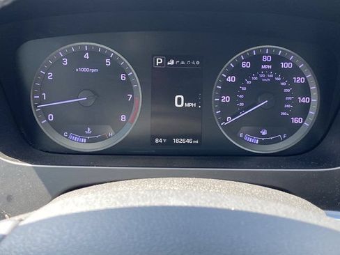Used 2015 Hyundai Sonata Limited w/ Option Group 06 FWD image 19