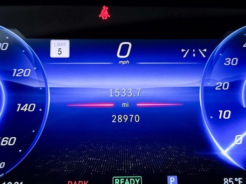 Used 2022 Mercedes-Benz EQS 580 4MATIC Sedan image 34
