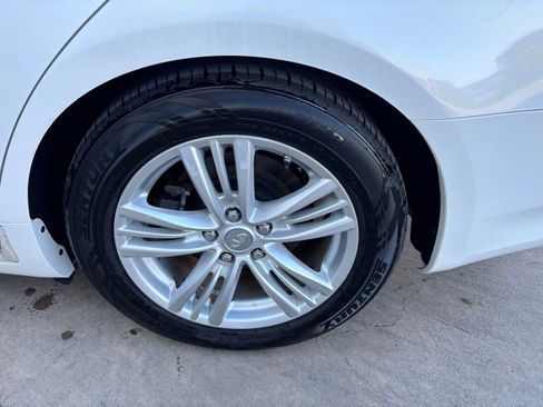 Used 2013 INFINITI G37 Journey w/ Premium Pkg image 8