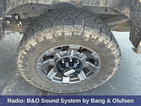 Used 2024 Ford F250 Lariat w/ Sport Appearance Package AWD/4WD image 9