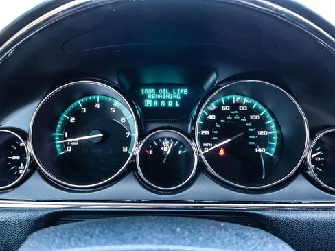 Used 2017 Buick Enclave Premium image 28