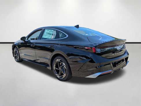 New 2026 Hyundai Sonata SEL FWD image 7