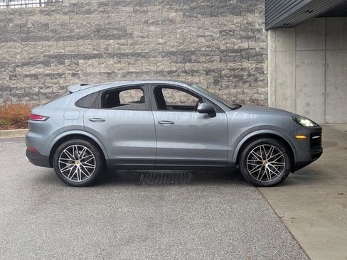New 2026 Porsche Cayenne Coupe image 8