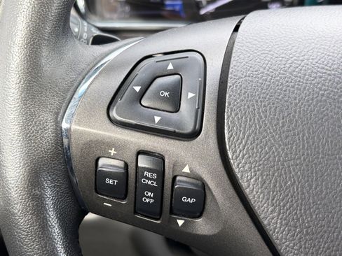 Used 2016 Lincoln MKT AWD w/ Equipment Group 201A image 18