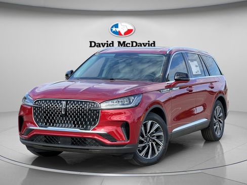 New 2026 Lincoln Aviator 2WD image 1
