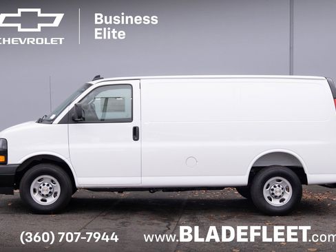 New 2025 Chevrolet Express 2500 w/ Driver Convenience Package image 4