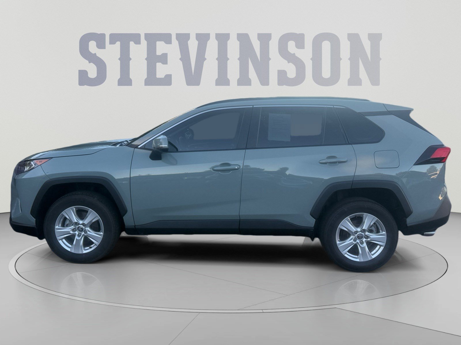 Used 2021 Toyota RAV4 XLE w/ XLE Grade Weather Package AWD/4WD image 2