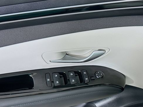 Used 2024 Hyundai Tucson Limited FWD image 21