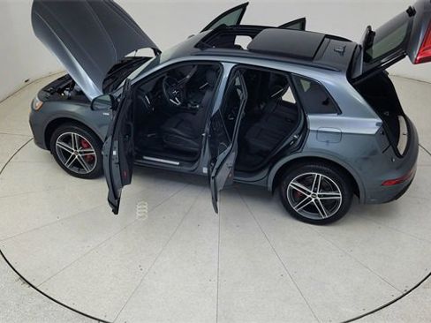 Used 2025 Audi Q5 e Premium Plus w/ Premium Plus Package image 83