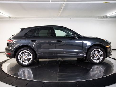 Certified 2021 Porsche Macan S AWD/4WD image 8
