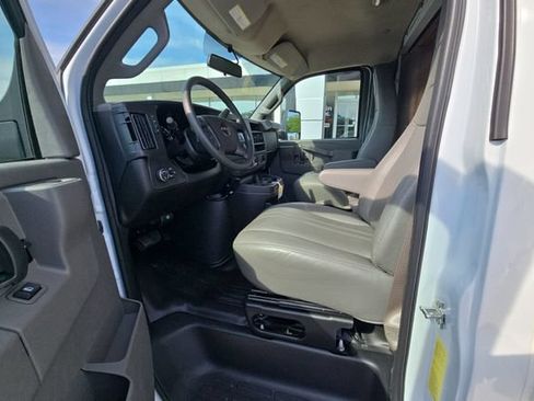 New 2026 GMC Savana 3500 w/ Power Convenience Package RWD image 17