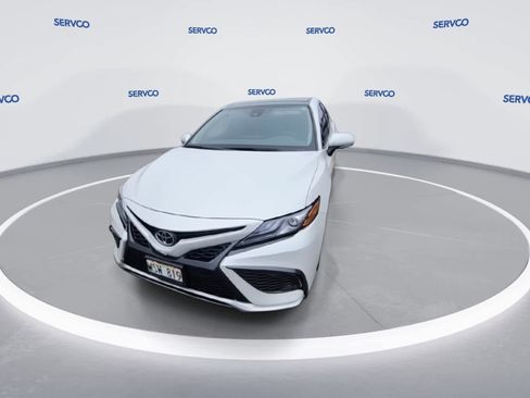 Used 2023 Toyota Camry XSE image 3