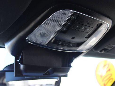 Used 2019 Jeep Grand Cherokee Limited image 46