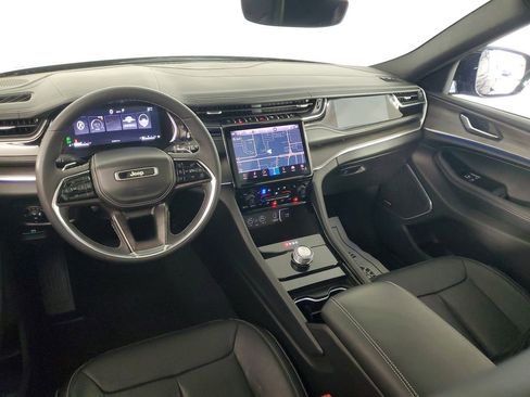 Used 2023 Jeep Grand Cherokee L Overland w/ Trailer Tow Group (B) image 15