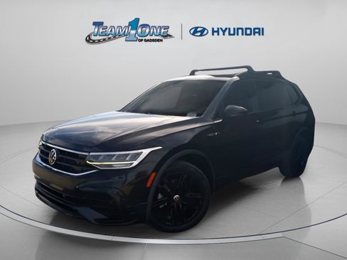 Used 2022 Volkswagen Tiguan SE R-Line image 5