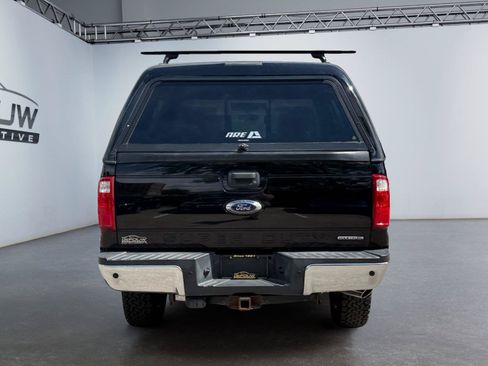 Used 2016 Ford F250 Lariat w/ Chrome Package AWD/4WD image 4
