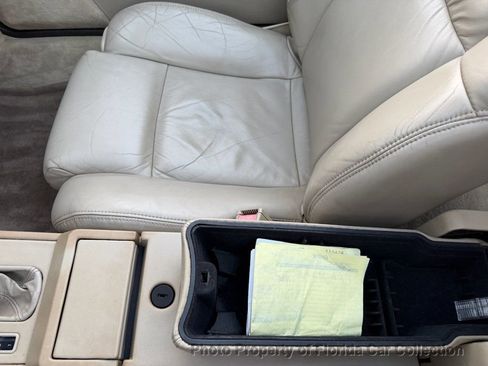 Used 1993 Cadillac Allante FWD image 55