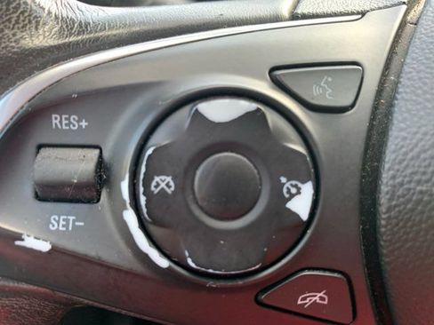 Used 2020 Buick Enclave Essence FWD image 36